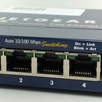 switch Netgear ProSafe FS105 5 porte