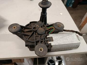 MOTORINO TERGICRISTALLI POSTERIORE FIAT 500 3 PORT