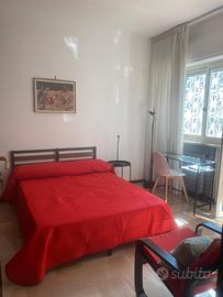 Ultima camera in Attico Arredato - Via La Marmora