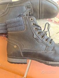 stivaletto stringato da uomo