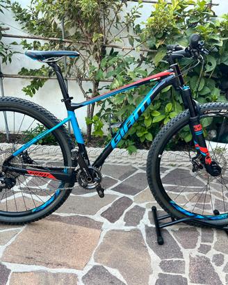 Mountain Bike Giant Fathom 29 taglia M Shimano XT