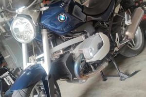 BMW R1200R