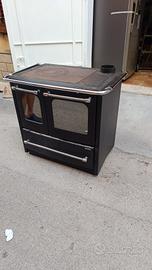 cucina stufa a legna Nordica colore nero 