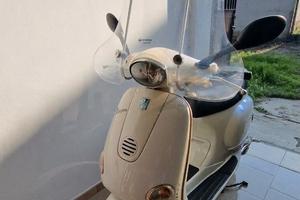 Vespa 125