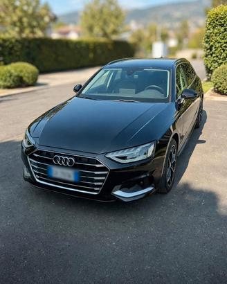 Audi A4 Avant 163 CV Mild Hybrid