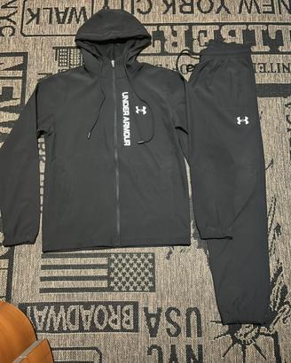 Tuta Under Armor taglia M