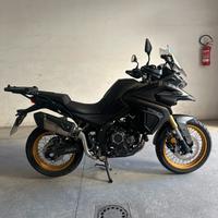 Voge 525 dsx black knight