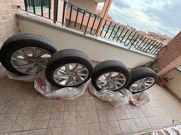 Cerchi con gomme cupra formentor