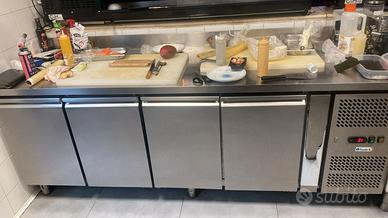 TAVOLO REFRIGO CON 4 PORTE 230X70X85