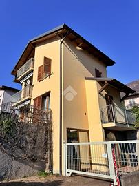 VILLA SINGOLA A MANDELLO DEL LARIO