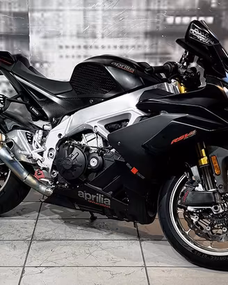 Aprilia RSV4 1100 Factory