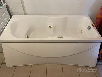 Vasca bagno Jacuzzi