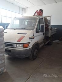 Daily 65C16 con Gru Fassi(motore nuovo)