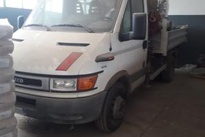 Daily 65C16 con Gru Fassi(motore nuovo)