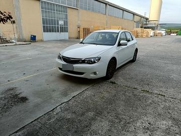 Subaru Impreza 2009 - 140000 km - GPL