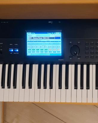 Tastiera Korg Krome 73 - Pari al nuovo