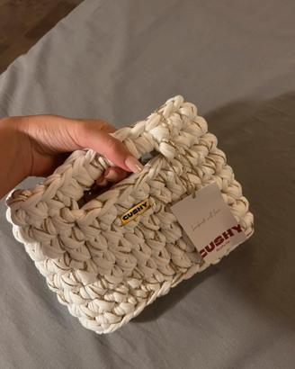 Borsa ucinetto fatta a mano