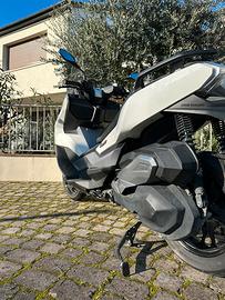 Bmw c400 gt 07/2019 36.500km bianco