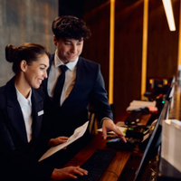 Receptionist, hostess, assistenza clienti,