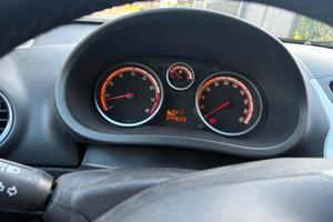 Opel Corsa GPL e benzina 