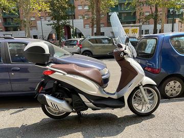 PIAGGIO Medley 150 ABS-PARABREZZA-BAULETTO!!!