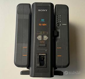 SONY  carica batterie BC-M50 + 2 batterie  BP-IL75