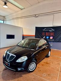 Lancia Ypsilon 1.2 Argento