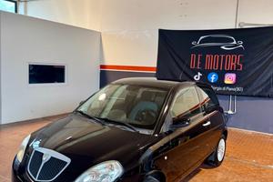 Lancia Ypsilon 1.2 Argento