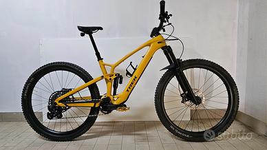 TREK FUEL EXE 9.8 AXS