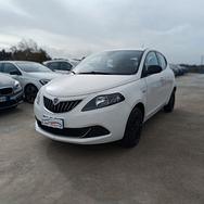 Lancia Ypsilon 1.0 S&S Hybrid Ecochic Silver IVA E