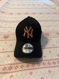 Cappelllo NY originale con la colorazione speciale