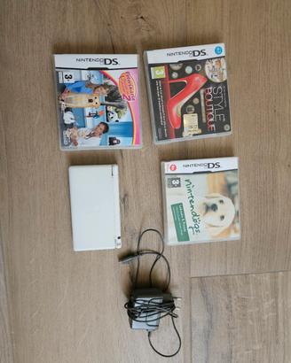 Nintendo DS lite bianco compreso di giochi