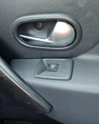 Comando vetri ant dx DACIA SANDERO del 2018