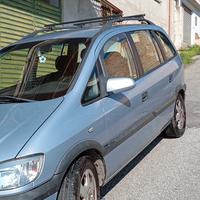 Unico proprietario Vende  Zafira elegance cc 2000