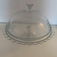 Tortiera con coperchio a capanna.