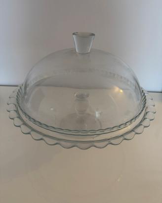 Tortiera con coperchio a capanna.