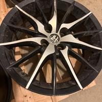 Cerchi in lega alfa mito quadrifoglio