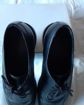 GEOX: tg. 44 in pelle, colore nere