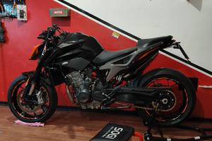 KTM Duke 790 L