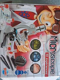 Giochi da tavolo e microscopio