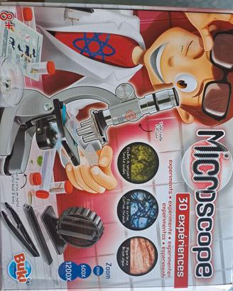 Giochi da tavolo e microscopio