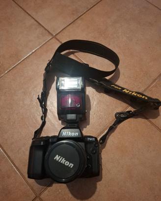 Nikon F90x + 28-80 + flash