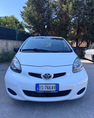 Toyota Aygo 1.0 12V VVT-i 5 porte Sol Connect