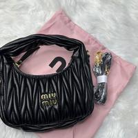 Bella borsetta Miu Miu