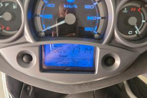 scooter Yamaha Xcity 250 anno 2011