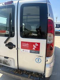 Portellone posteriore anta destra Fiat DOBLO anno 