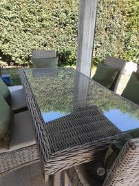 tavolo con 6 sedie legno rattan colore tortora