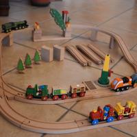 pista / binari treno in legno