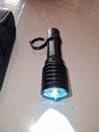 OLIGHT Warrior X 3 Torcia Tattica 2500 Lumen