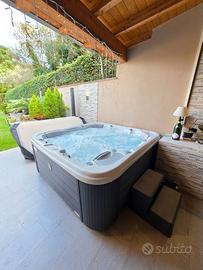 VASCA IDROMASSAGGIO WELLIS (MINI PISCINA DI LUSSO)